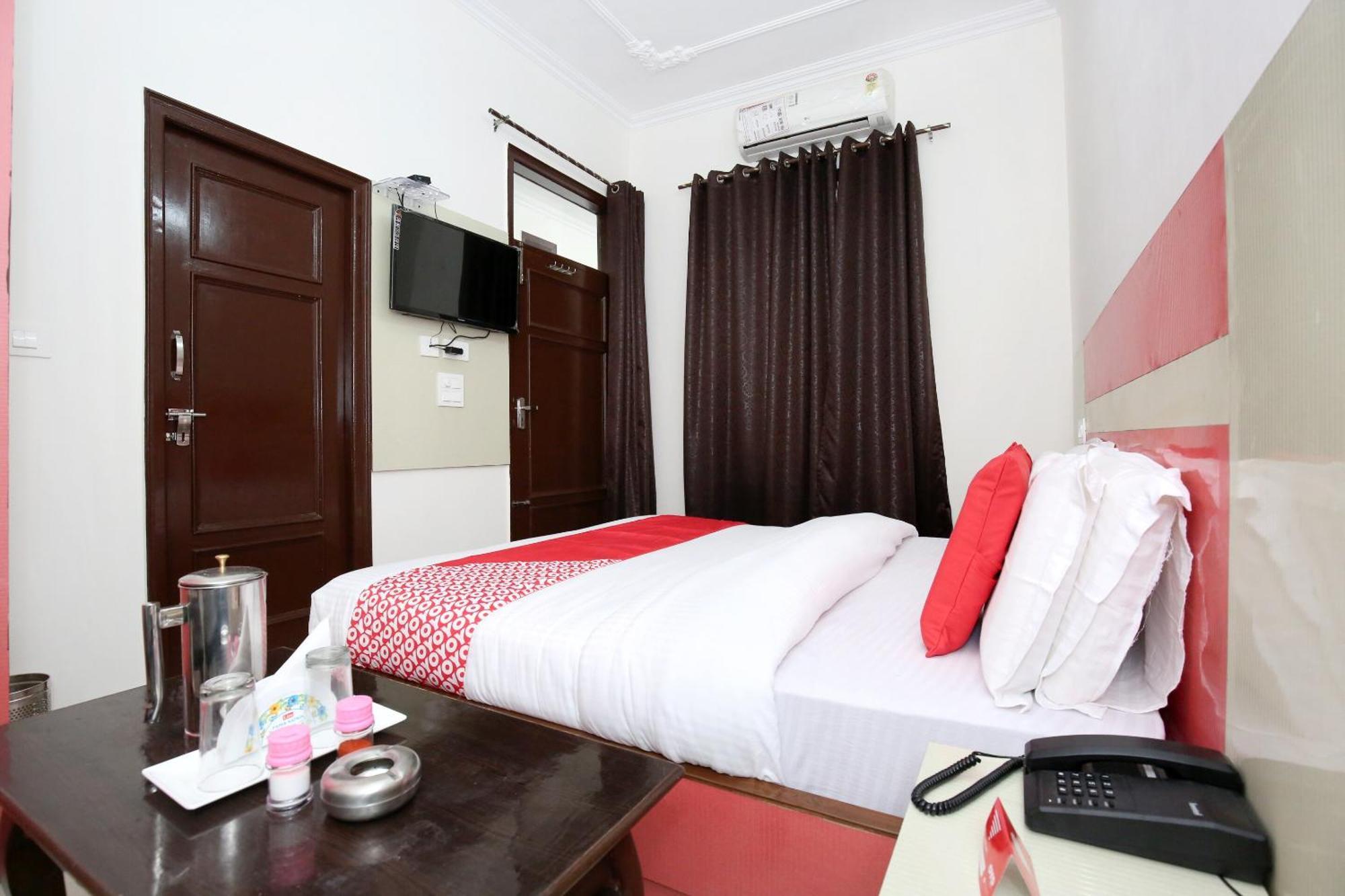 Hotel Kamal Palace Chandigarh Ngoại thất bức ảnh